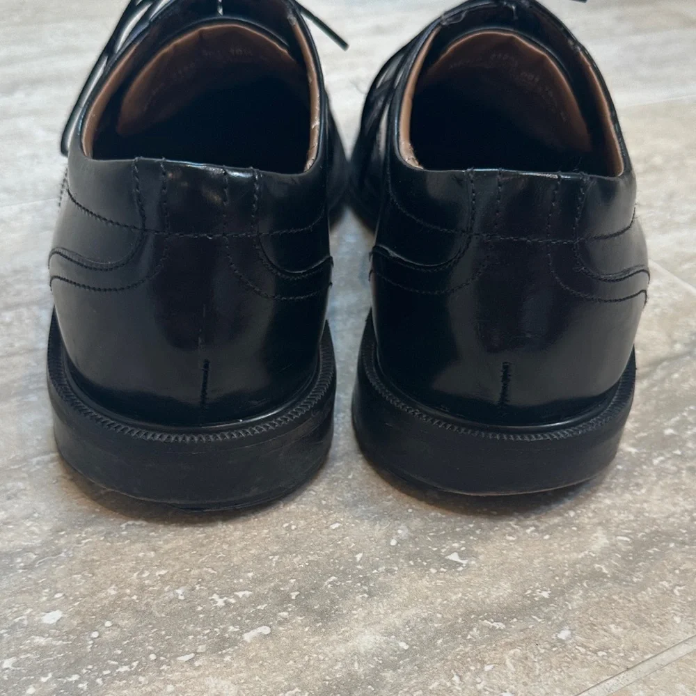 Stacy Adams Black Leather Oxfords size 10 1/2